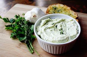 Roasted-Garlic-and-Herb-Compound-Butter-410x273