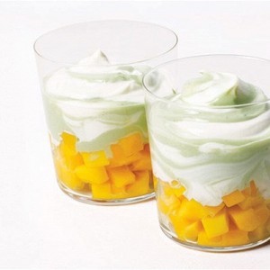 120515204458-120528182945-p-O-parfe-s-mango-belim-shokoladnim-jogurtom