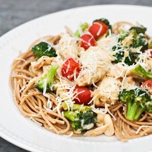 120131082131-120213183614-p-O-spagetti-s-krasnim-vinom-brokkoli